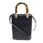 Pre-owned Leather fendi-bags