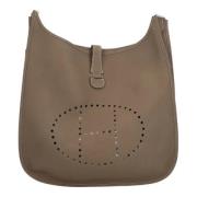 Pre-owned Leather shoulder-bags