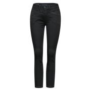 Casual Fit Slim Legs Jeans