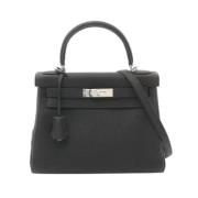 Pre-owned Leather handbags