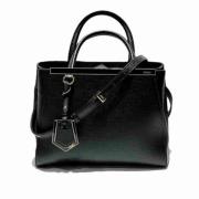 Pre-owned Leather fendi-bags