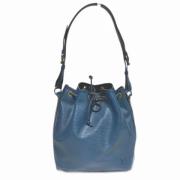 Pre-owned Leather handbags