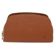 Pre-owned Leather clutches