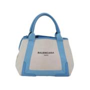 Pre-owned Canvas handbags