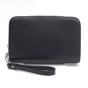 Pre-owned Leather clutches