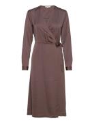 Srellie Midi Wrap Dress Knelang Kjole Brown Soft Rebels