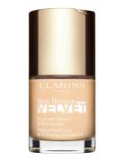 Skin Illusion Velvet Foundation Sminke Clarins