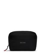 Th Functional Nylon Washbag Toalettveske Black Tommy Hilfiger