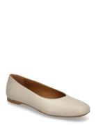 Ballerina Ballerinasko Ballerinaer Cream ANGULUS