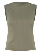 Super Soft Sleeveless Boatneck Top Tops T-shirts & Tops Sleeveless Gre...