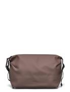 Hilo Wash Bag W3 Toalettveske Brown Rains