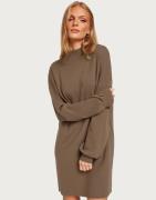 Vero Moda - Brun - Vmnancy Ls Funnelneck Dress Ga Boo