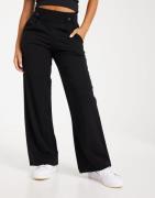 JDY - Svart - Jdygeggo New Long Pant Jrs Noos