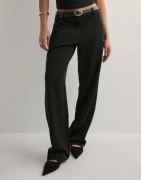 Samsøe Samsøe - Svart - Sahoys straight wb trousers 7331