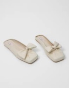 Nelly - Hvit - Slip In Bow Sandal