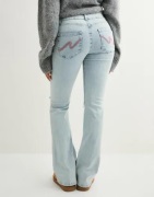 Nelly - Blå - Low Waist Perfect Bootcut Jeans