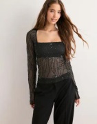 Nelly - Svart - Embellished LS Top