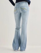 Nelly - Blå - Low Waist Bootcut Stitch Jeans
