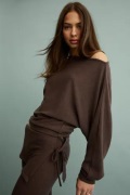 Nelly - Brun - Effortless Knit LS Sweater