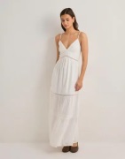 Nelly - Hvit - Maxi Lace Insert Dress