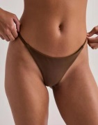 Nelly - Brun - Perfect Brazilian Bikini Panty