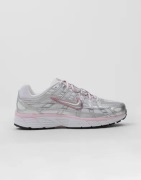 Nike - Hvit - W Nike P-6000
